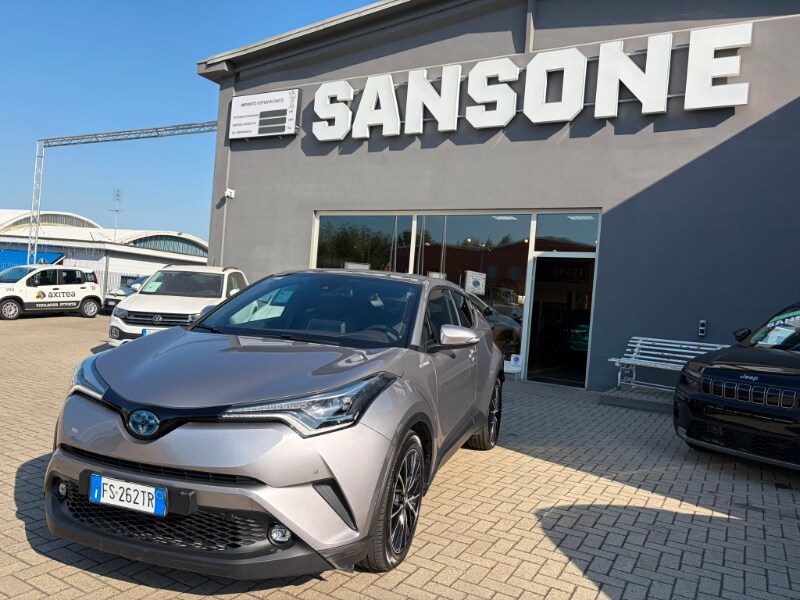 Foto TOYOTA C-HR (2016-2023)